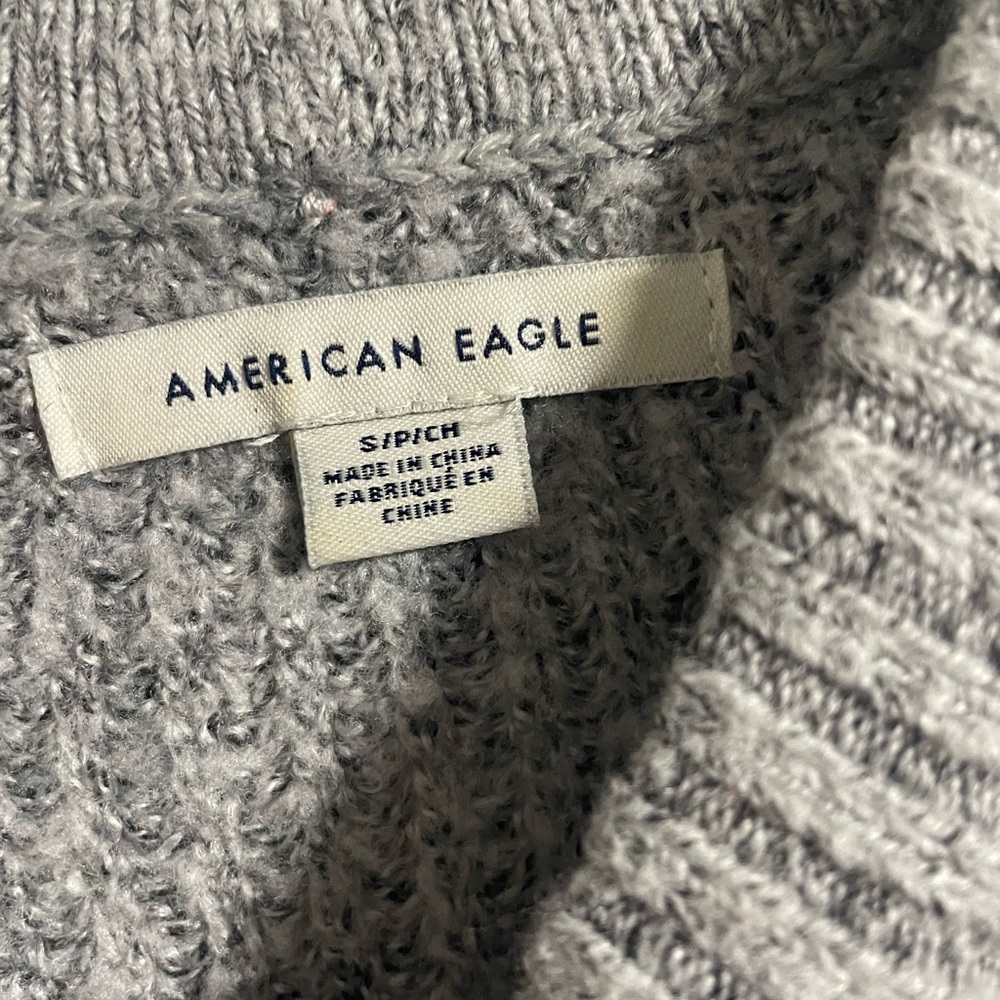 American Eagle Outfitters Women's Gray Crewneck Sweater - Picture 2 of 4